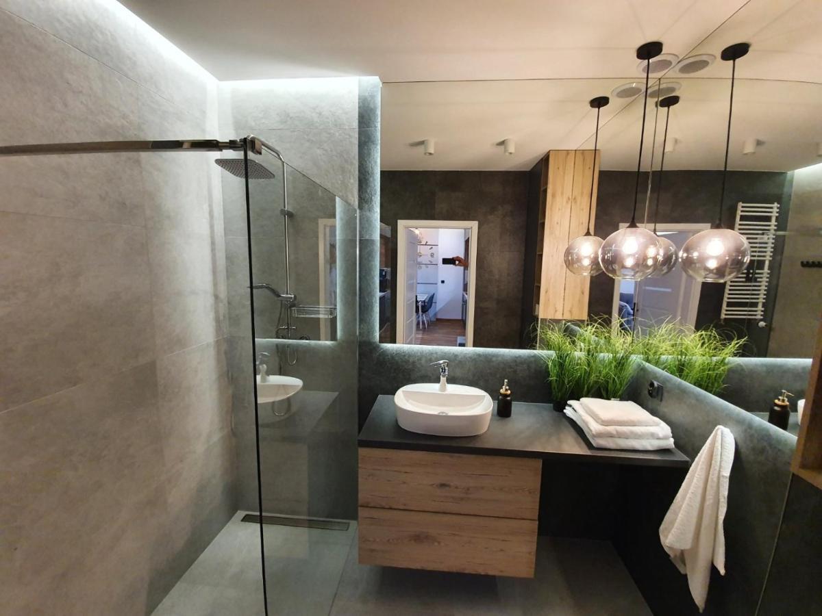 이아와 Nowy Apartament 58 Z Klimatyzacja 아파트 외부 사진